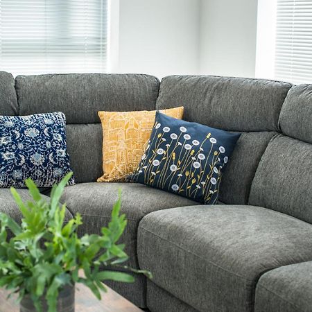 Cambridge Orchard Apartments - 2 Double Bedrooms ภายนอก รูปภาพ